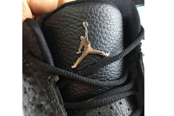 13 ISLAND BLACK GREEN RETRO 414571-030 414571-030 AIR JORDAN 0518